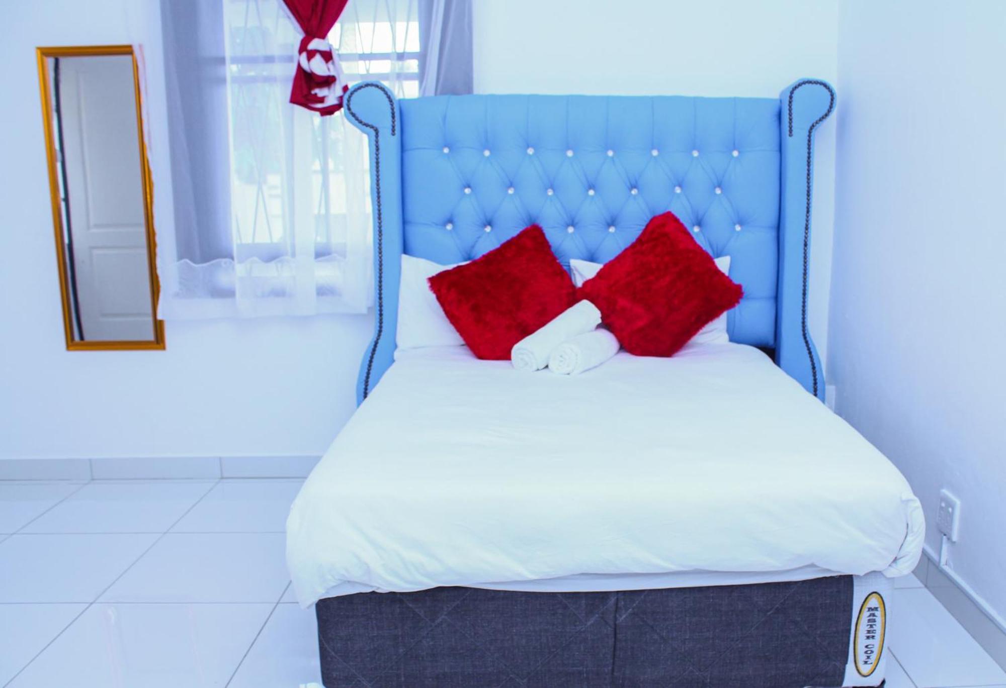 4 Callington Guest House Порт-Элизабет Экстерьер фото